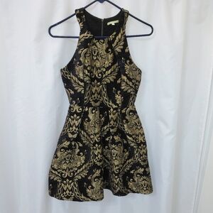 EUC XS Gianni Bini Avaline Brocade Jacquard Mini Dress Queen Of Hearts
